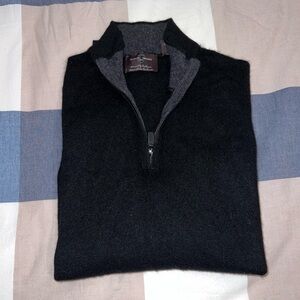 Men's Black Half-Zip Cashmere Sweater - Like New